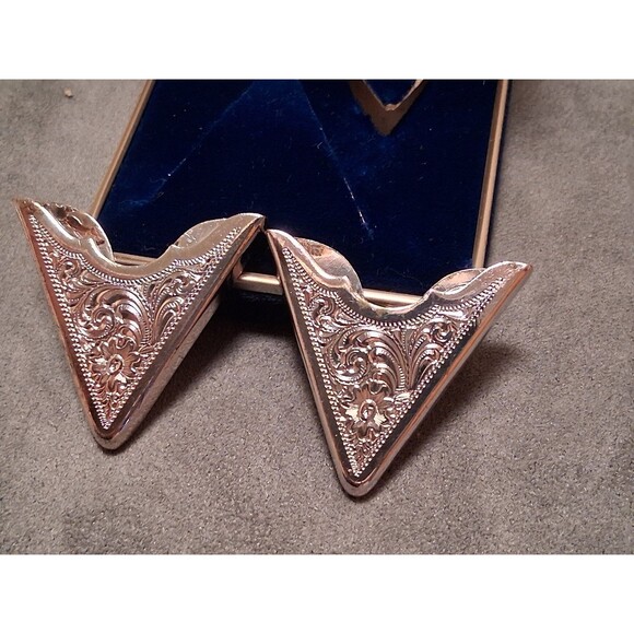 Western Vintage Silverplate Collar Tips Floral Engraved Western Americana - Picture 6 of 8